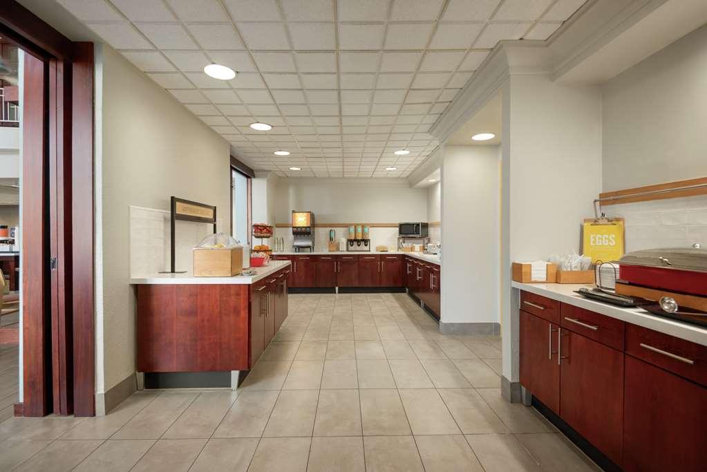 Hampton Inn & Suites Сан Маркос Ресторан фото