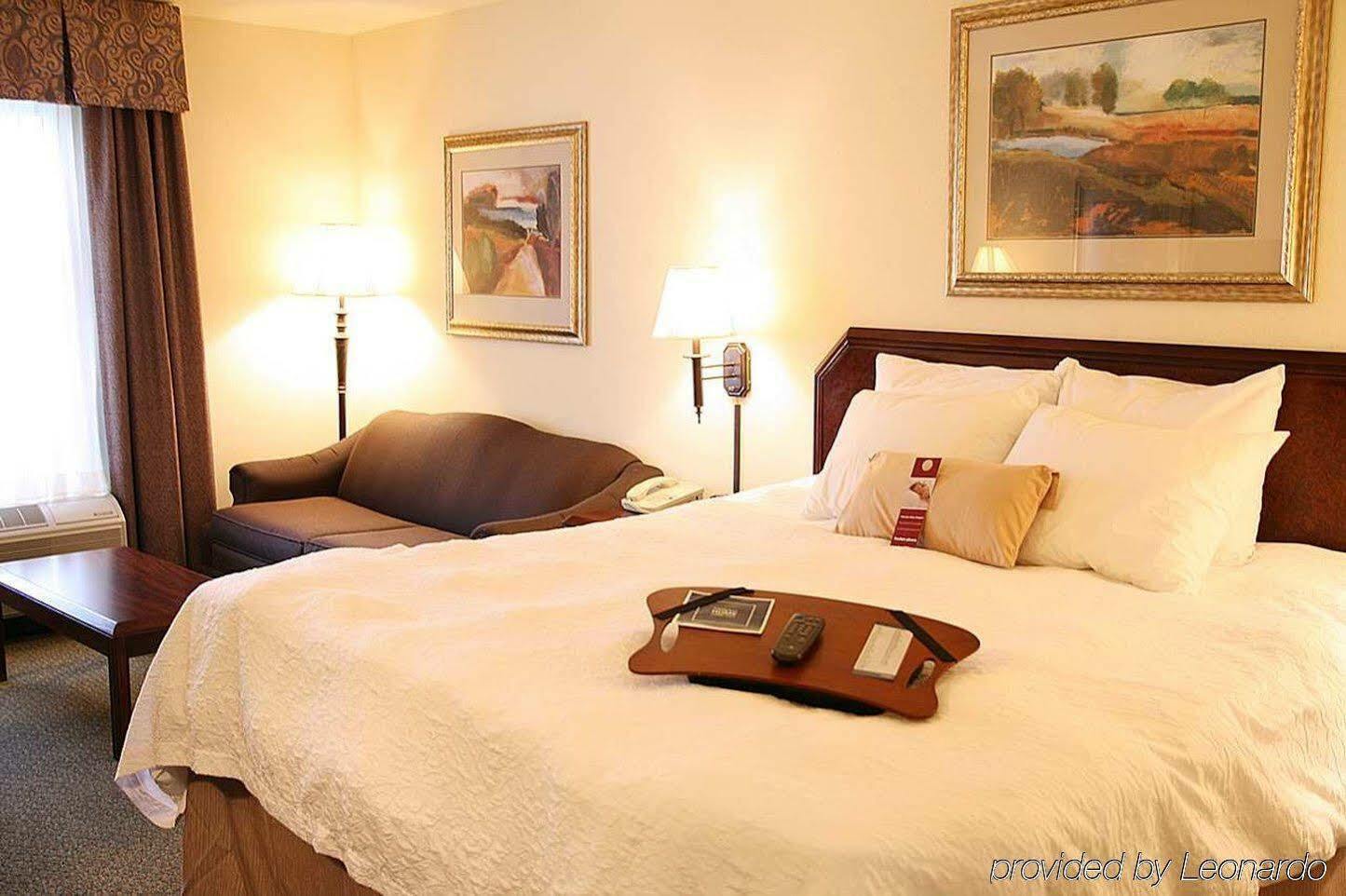 Hampton Inn & Suites Сан Маркос Экстерьер фото