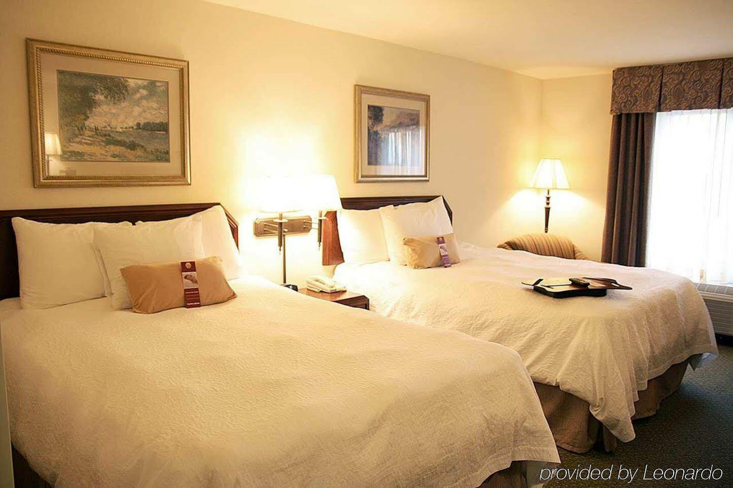 Hampton Inn & Suites Сан Маркос Экстерьер фото